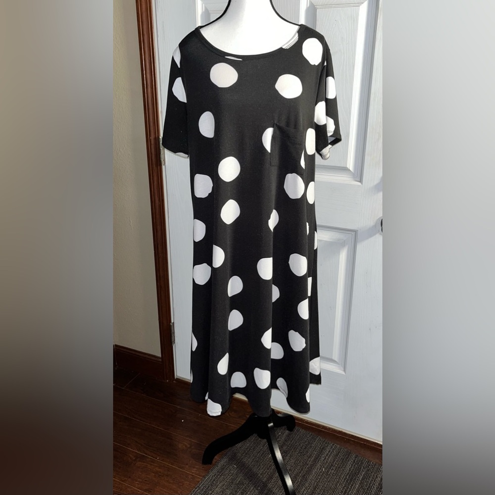 Lularoe Carly Dress High Low Black w/White Polka Dots Size XL